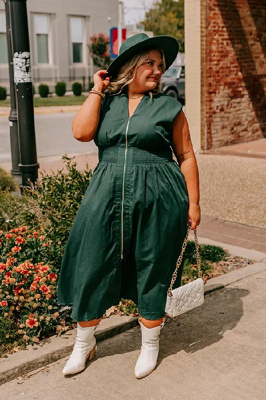 Chic Ensemble Midi in Hunter Green Curves