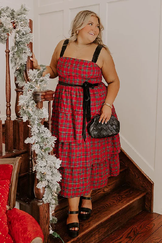 Holiday Harmony Plaid Tiered Midi Curves