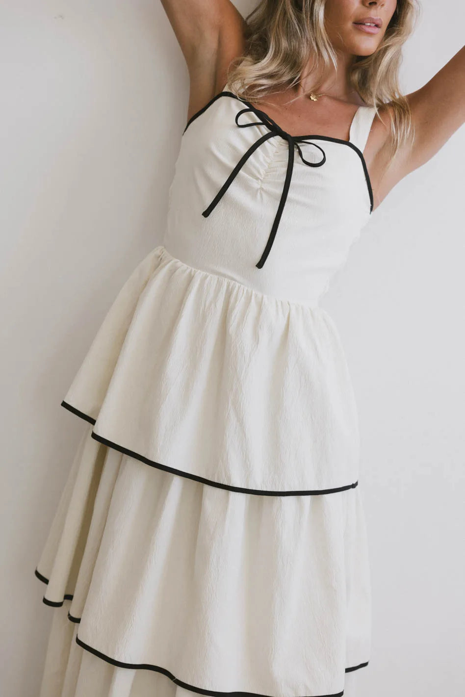 Liza Contrast Trim Dress in Cream