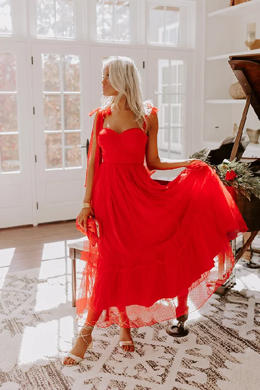 Twirls Around The Room Tulle Midi in Red